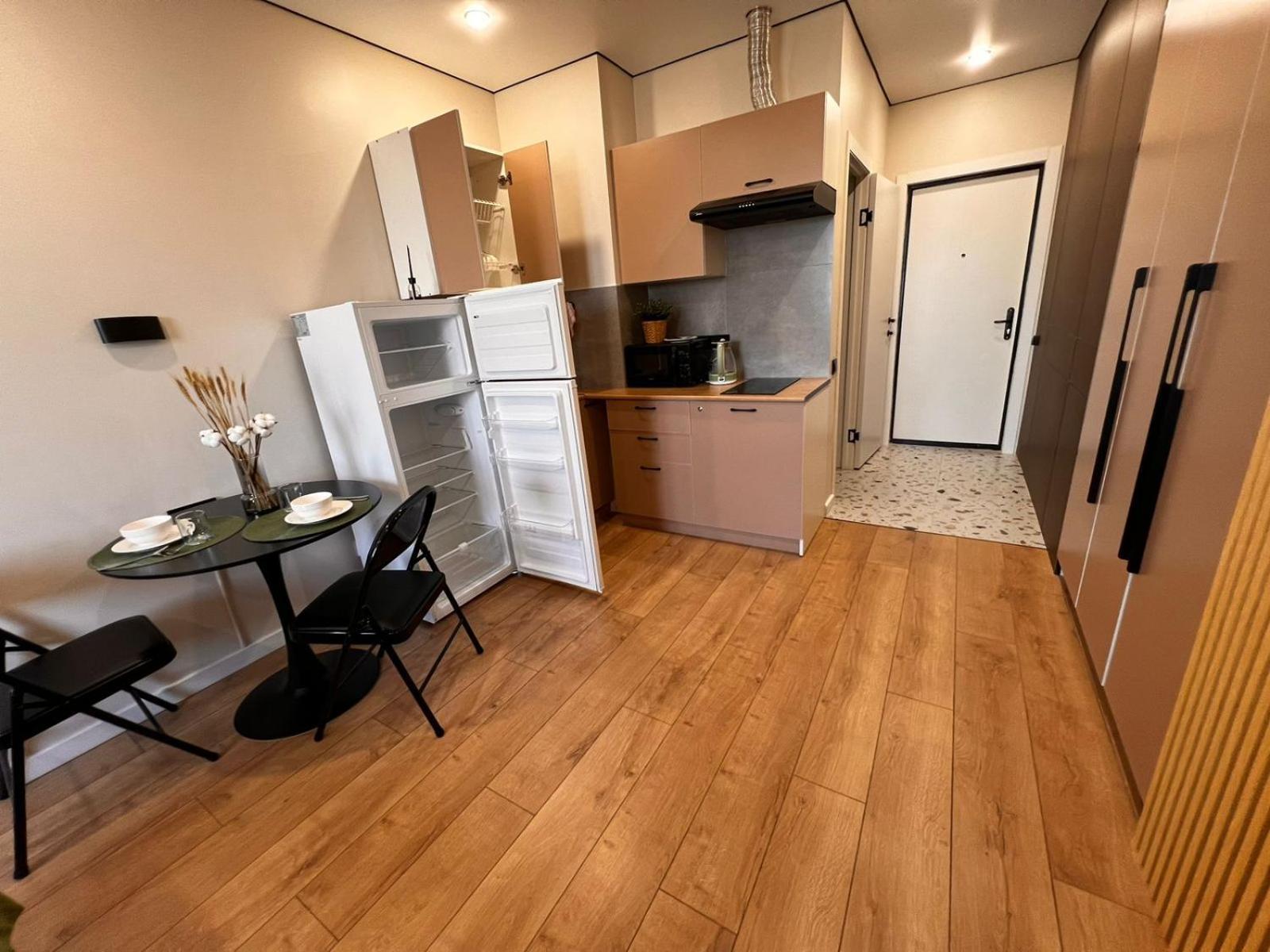 рядом с аэропортом Apartment Almaty